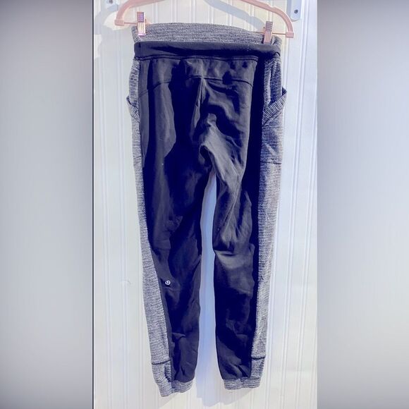 Lululemon Base Runner Jogger Pant Black Parallel Stripe size 4 - Picture 5 of 7